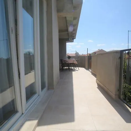 Ramina Apartment